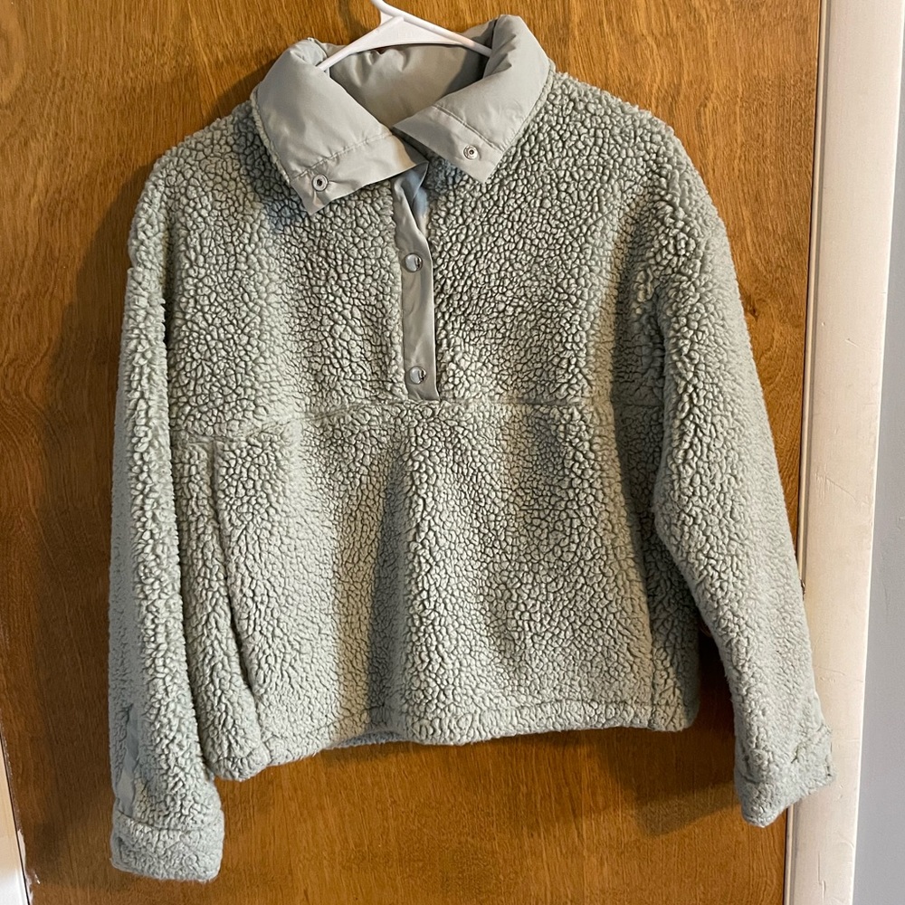 cropped pull over